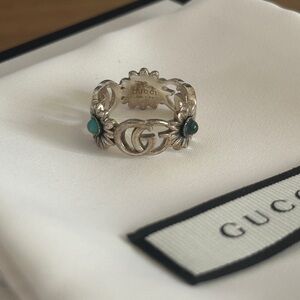 GUCCI sterling silver blue topaz motherofpearl turquoise  double G flower ring